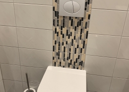 Neue Toilette